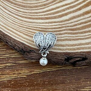 Pandora Sparkling Angel Wings & Heart Charm